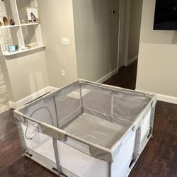 Baby Play Pen 