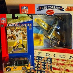 NFL, GREEN BAY PACKERS: New (2×s) Die cast, Escalade w/Favre card & F4U Cosair, Team Collectible Plane, firm.