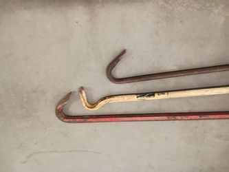 The 3 crow bars
