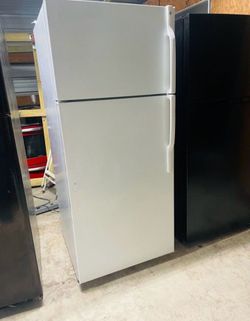 Delivery Available Clean Working Refrigerators