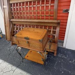 Queen Size Bedroom set ( Deliver Available)