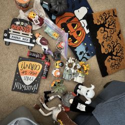 Halloween Decorations Lot 