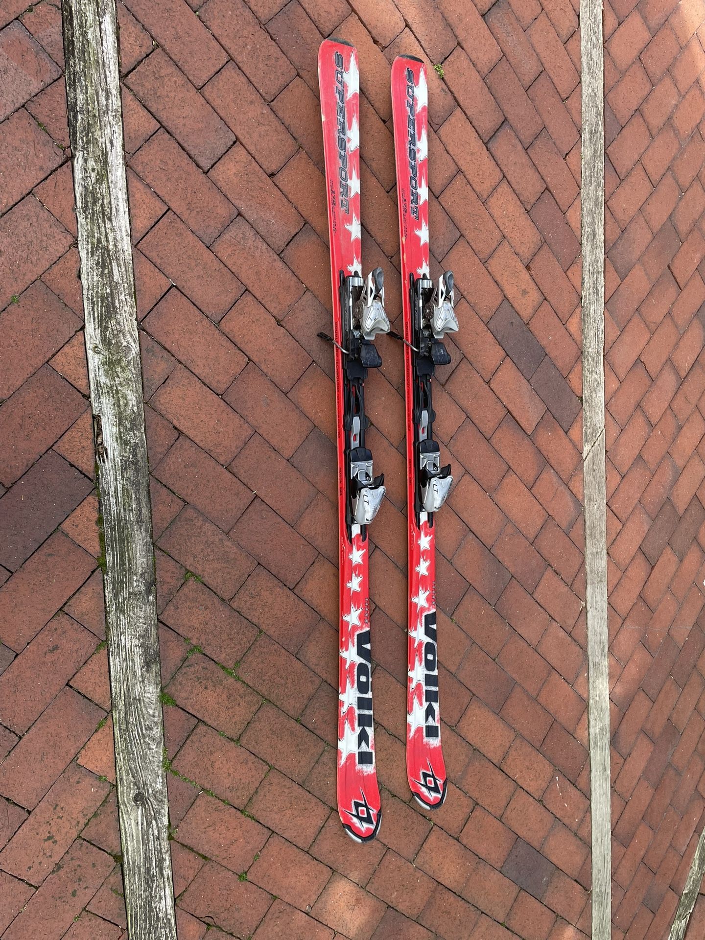 VOLKL SUPERSPORT 5 STAR 175 cm SKIS WITH MARKER MOTION BINDINGS
