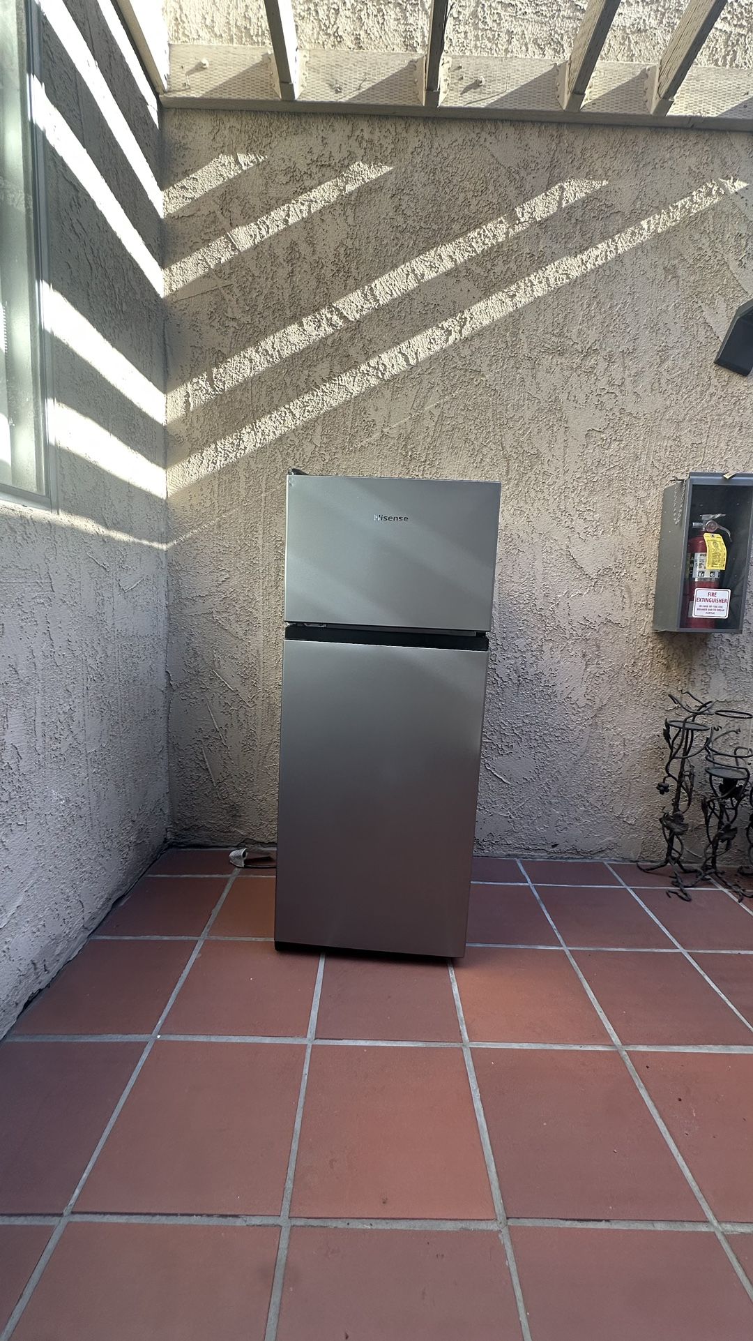 Hisense Mini Fridge - Silver/Black