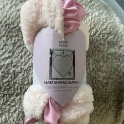 heart shaped blanket 