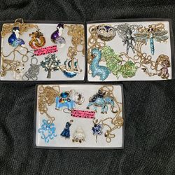 $75 Obo Entire Collection Of Betsey Johnson Necklaces & Brooches 