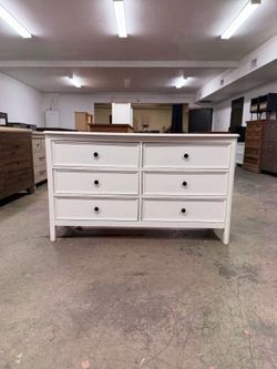 White 6 Drawer Dresser