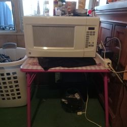 GE-OVER-THE-RANGE MICROWAVE-WHITE!!