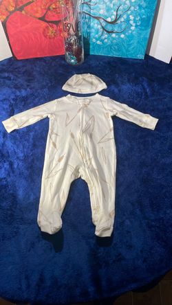 Carter’s (6-M) Baby Zip-Up Romper with Matching Hat