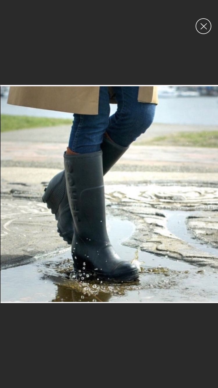 Sorel wedge Rain Boots