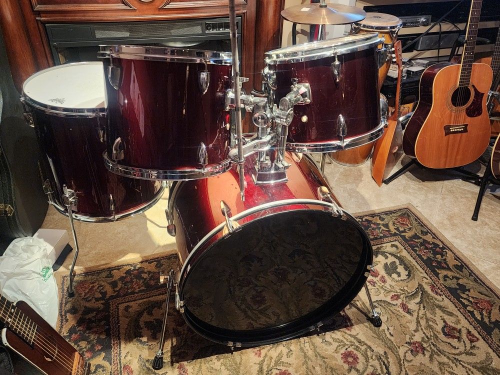 Complete 5 Pc. Drum Set 