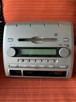 2005-2011 Toyota Tacoma Stereo OEM