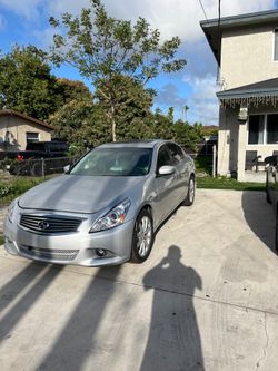 2011 Infiniti G25