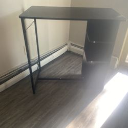 Desk With Shelves 