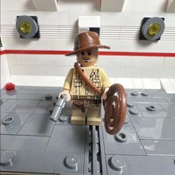 Lego Indiana Jones Minifigure 7195