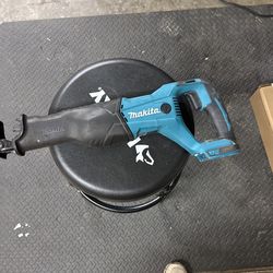 Makita Sawzall 18v