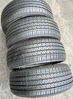 235 60 18 Bridgestone tires Con Excelente calidad Las 4