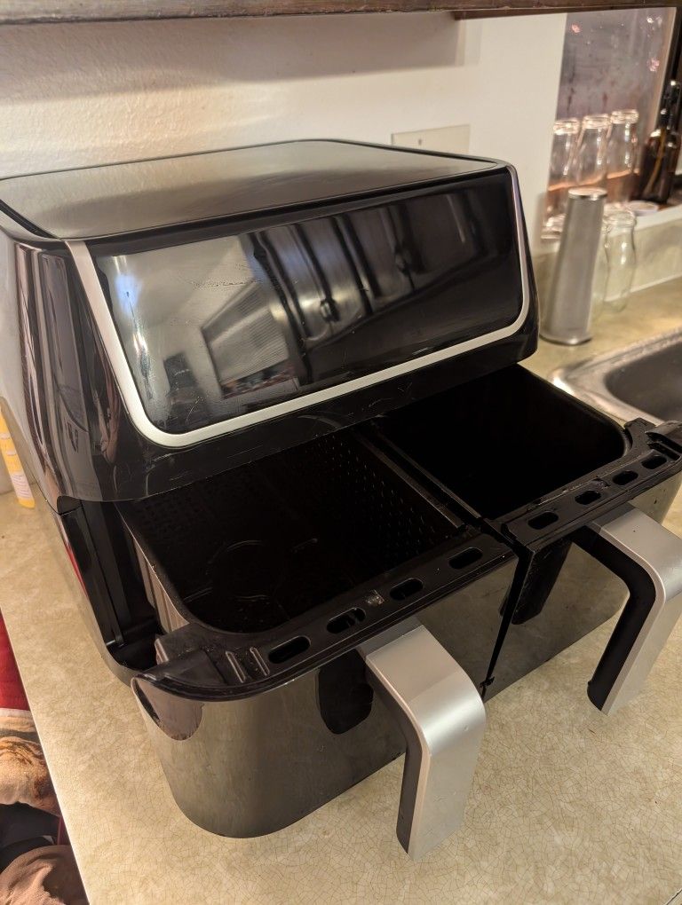 XL 2 Bay Air fryer - Cook Two Things At Once 