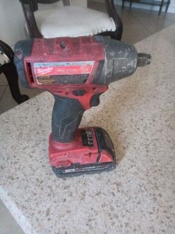 Milwaukee torque impact with battery