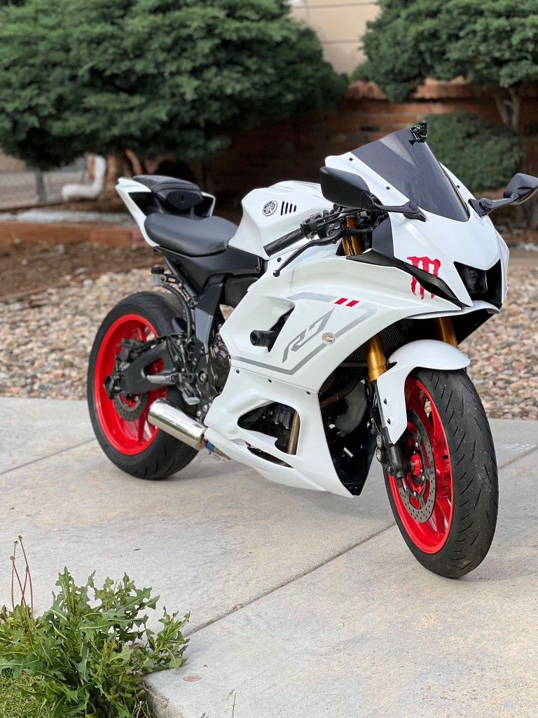 2022 Yamaha Yzf