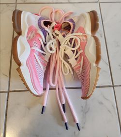 Sia Collective Vultr V2 "Strawberry Shortcake" sneakers,