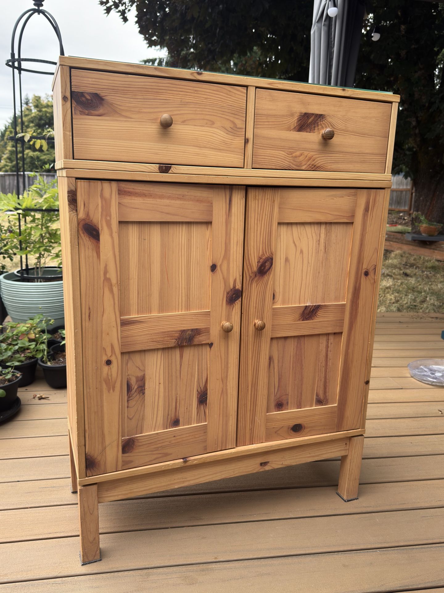 Cabinet With Top Drawer