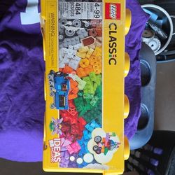 Lego 484 Pieces