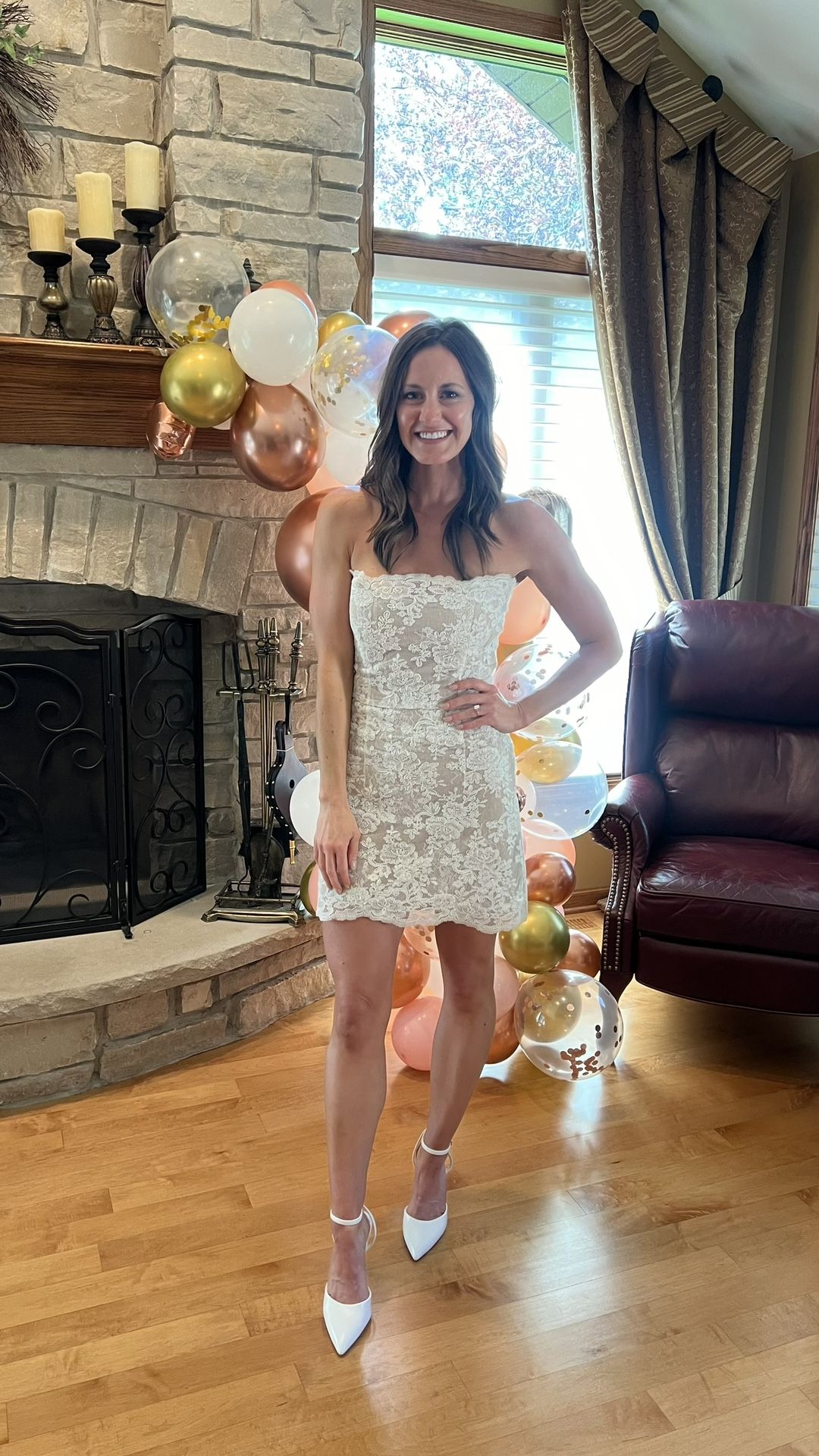 V Chapman Kylie Dress in Chantilly Lace for Sale in Santa Monica, CA -  OfferUp