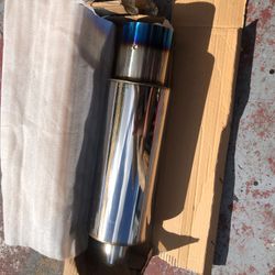 Muffler