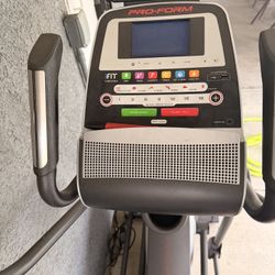 ProForm 520 E Adjustable Inline Elliptical 
