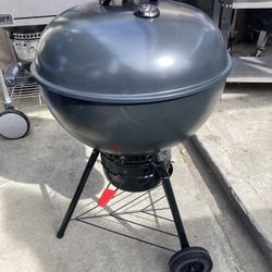 Weber Stealth BBQ Grill 22