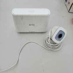Arlo Hub & Baby Camera