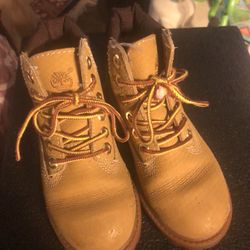 Helcor Timberland Wheat Kids Boots Size 10 C