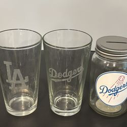 LA Dodgers etched pub glasses + mason jar piggy bank lot of 3