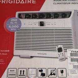 Window AC With Remote, Almost New, 6000BTU 