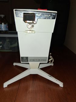 Electric Vintage GE automatic can opener & knife sharpener