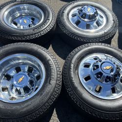 18” New Dually Chevy 3500 Set Oem Factory Take Off 100% Tread 
