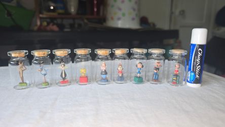 Looney Tunes Mini Figures in Cork Glass Bottles