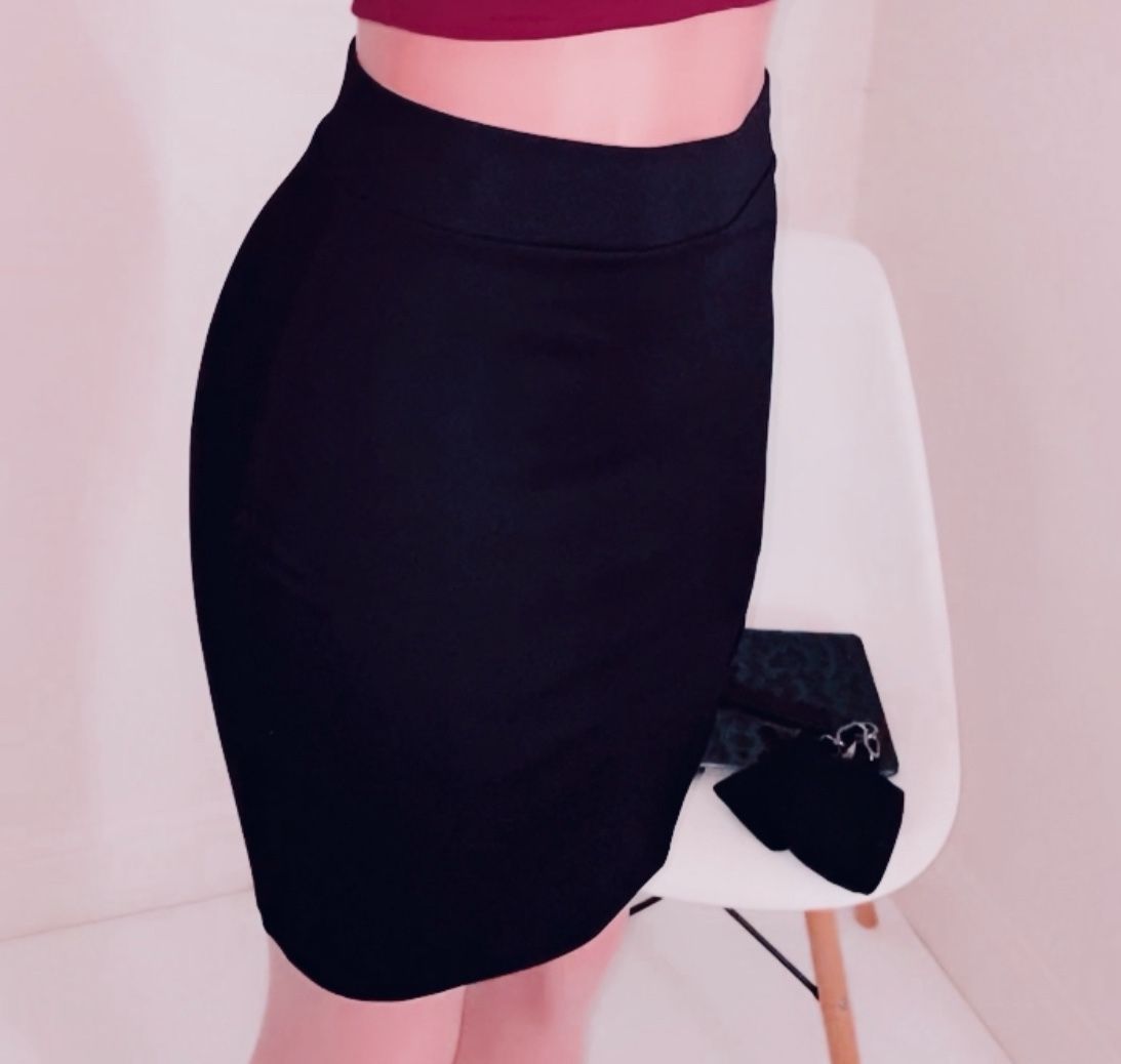 Black skirt