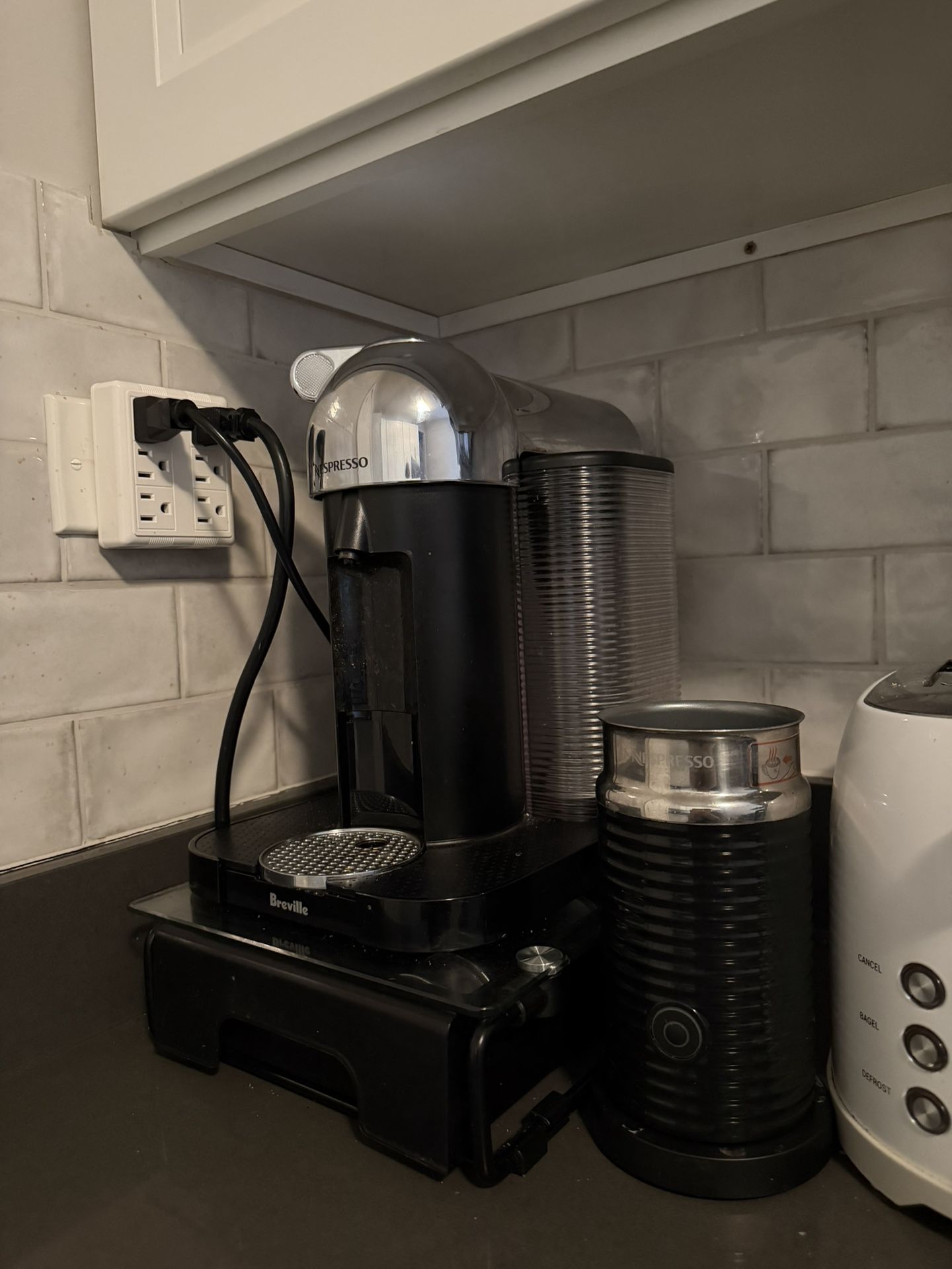 Nespresso Vertuo + Aeroccino + Capsule Drawer