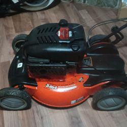 John Deere 22 " 6.5 H/P Self Propelled Mower ( Commercial)