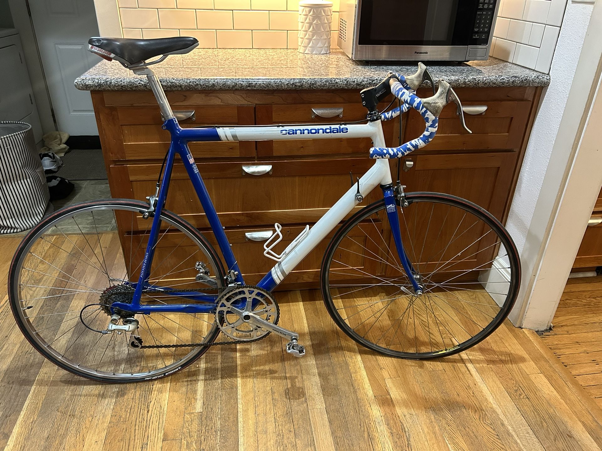 Cannondale 3.0 Series Road bike