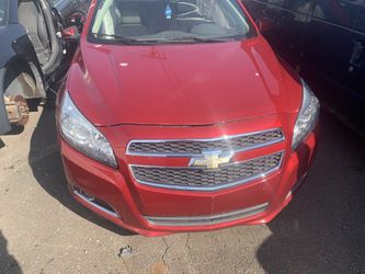 Chevy Malibu - 20*13 Chevy Malibu - 4 Cyl- body damage - for parts or complete