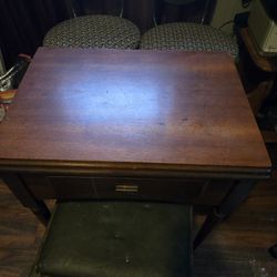 Antique Singer Sewing Machine 