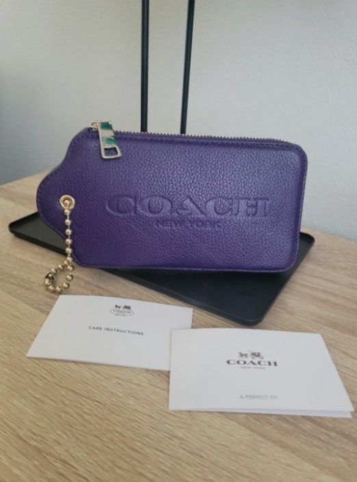 Coach Large Hangtag Wallet/Wristlet