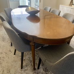 Beautiful Antique Dining Table 