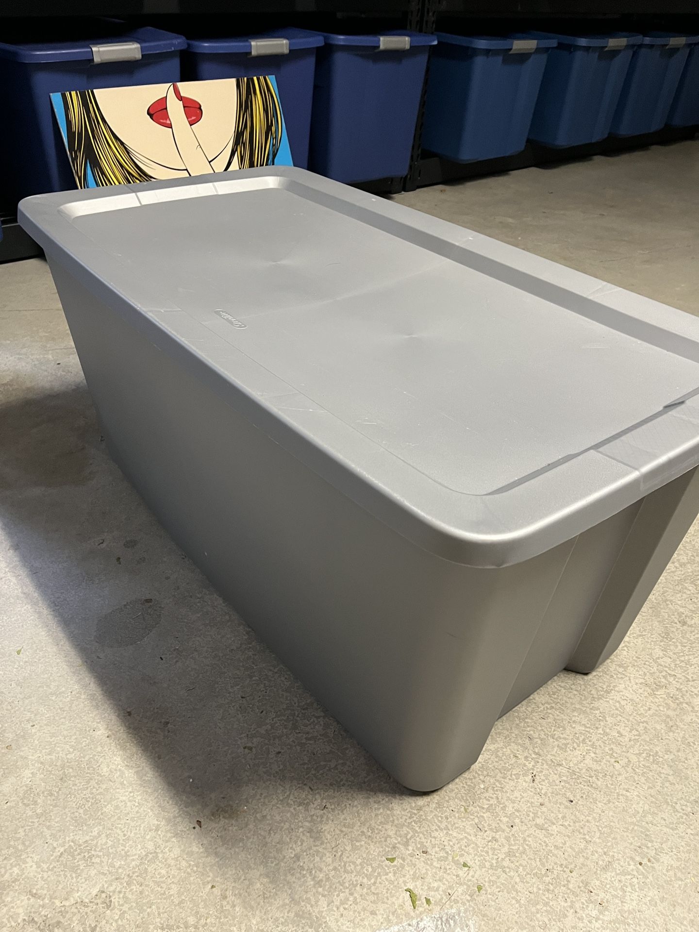 Sterilite Bin 50 GALLON