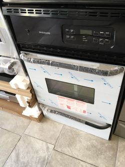 24 INCH WALL OVEN WITH lower broiler