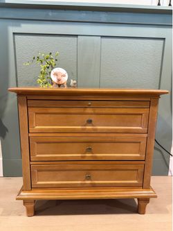 Nightstand/ side table