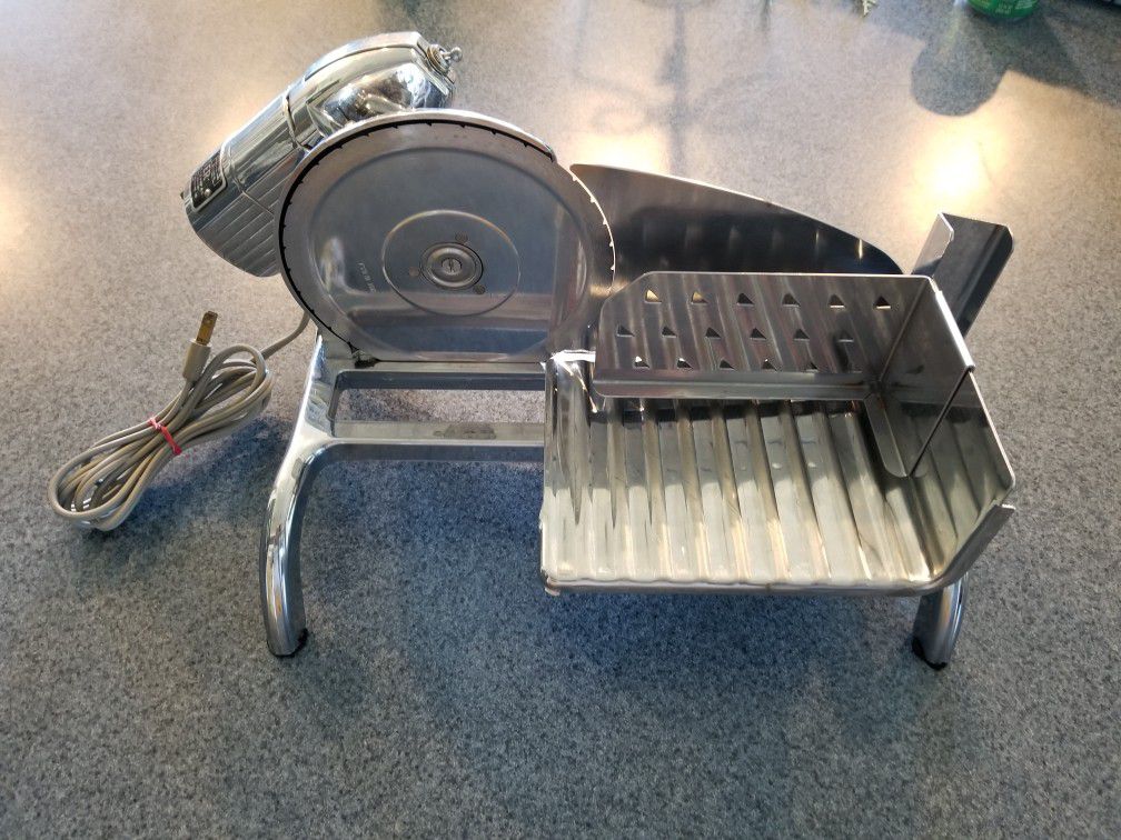 Cuisinart Kitchen PRO FOOD SLICER for Sale in New York, NY - OfferUp
